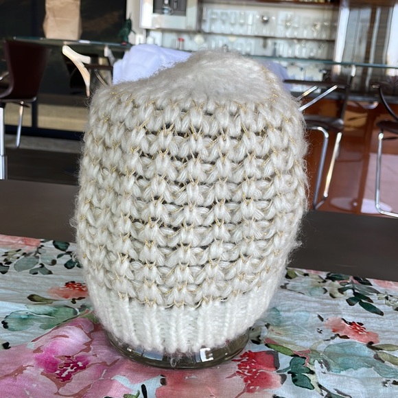 Cozy Cream Knit Beanie - Picture 6 of 7